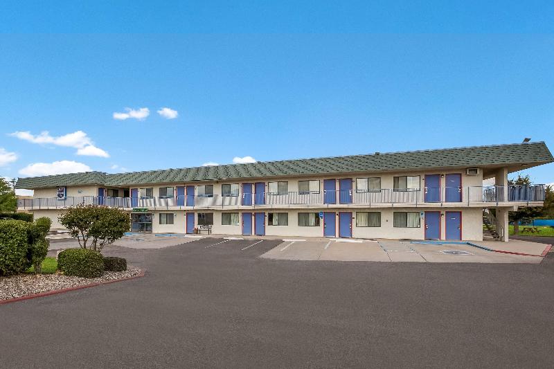 فندق على الطريق Knights Inn Sierra Vista / East Fry