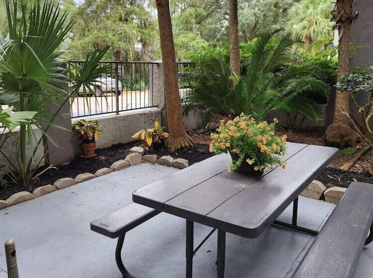 מוטל Loyalty Inn Tallahassee