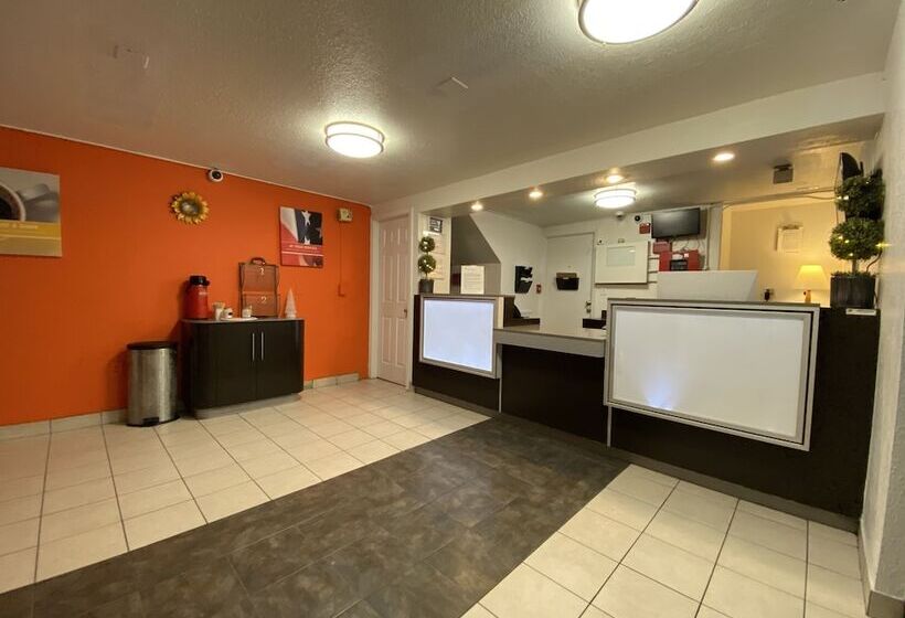 فندق على الطريق Loyalty Inn Tallahassee