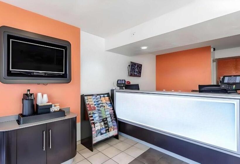 Мотель Park Inn By Radisson, Modesto