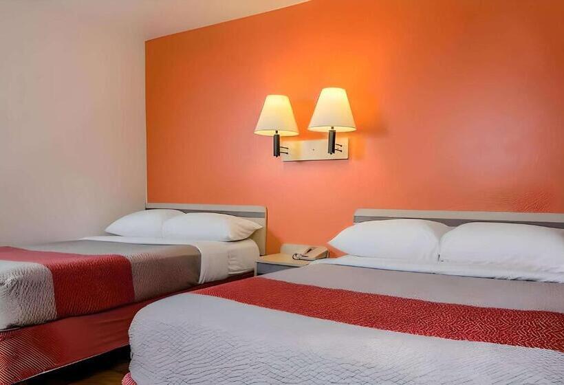 فندق على الطريق Park Inn By Radisson, Turlock