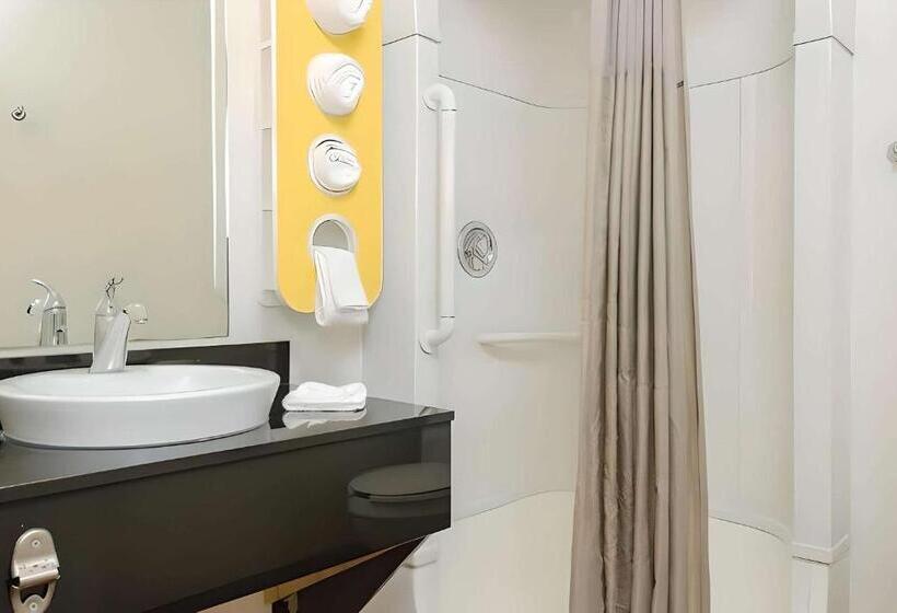 فندق على الطريق Park Inn By Radisson, Turlock