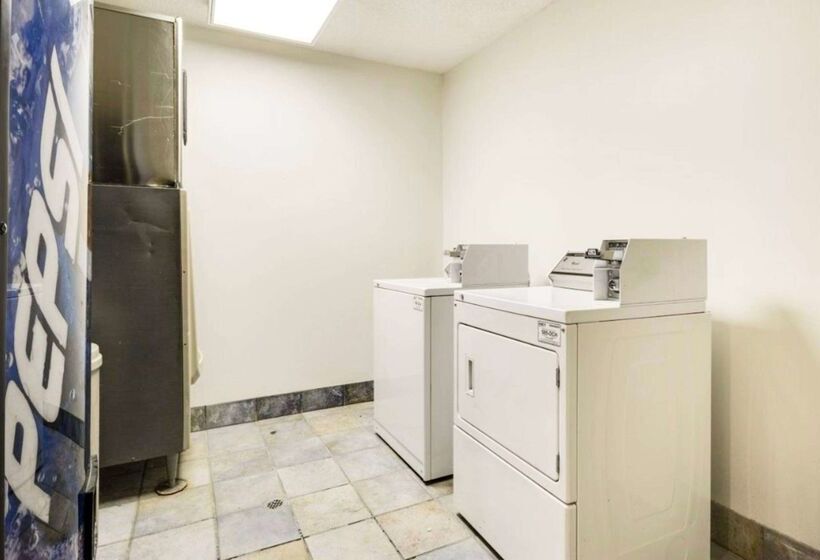 فندق على الطريق Ramada By Wyndham Lithia Springs Atlanta