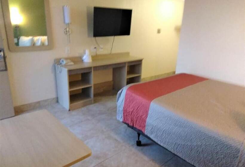 Мотель Red Carpet Inn Louisville North Jeffersonville In