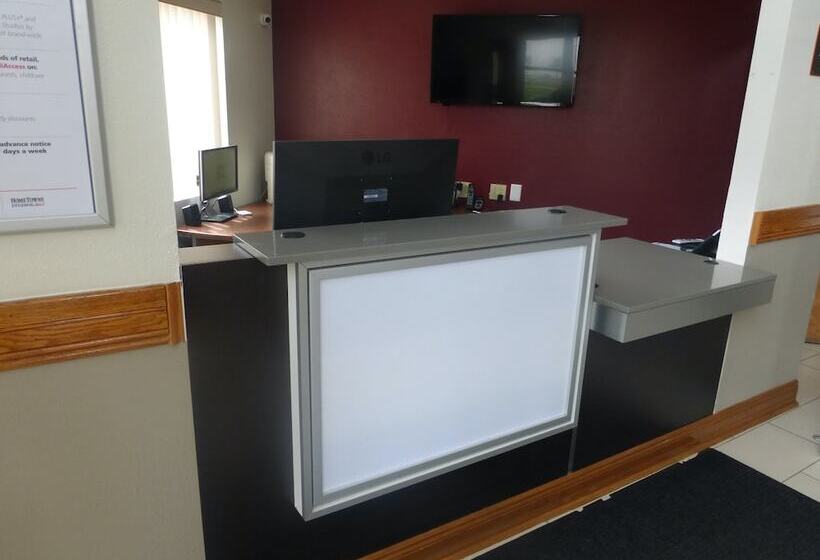 فندق على الطريق Red Roof Inn Greencastle South   Cloverdale