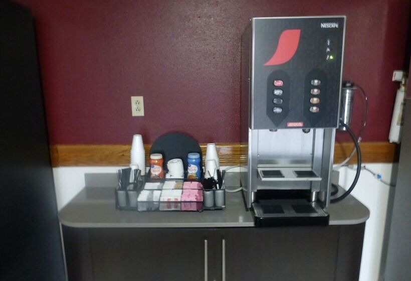 فندق على الطريق Red Roof Inn Greencastle South   Cloverdale