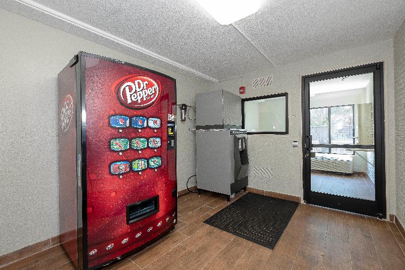 モーテル Red Roof Inn Roanoke Rapids