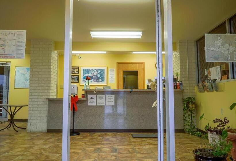 מוטל Regal Inn Coffeyville