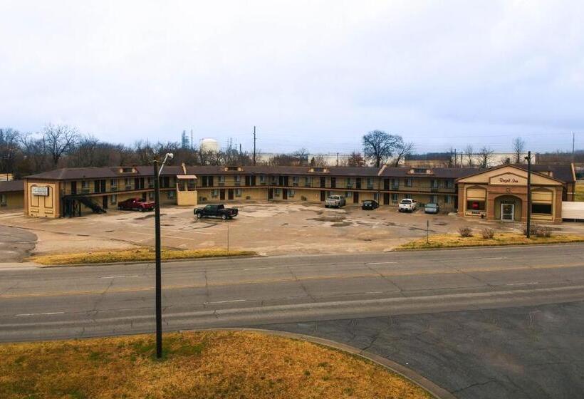 מוטל Regal Inn Coffeyville