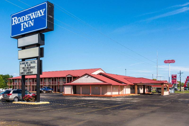 فندق على الطريق Rodeway Inn Broken Bowhochatown