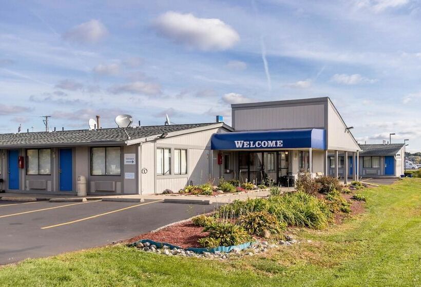 Мотель Rodeway Inn Near Hall Of Fame