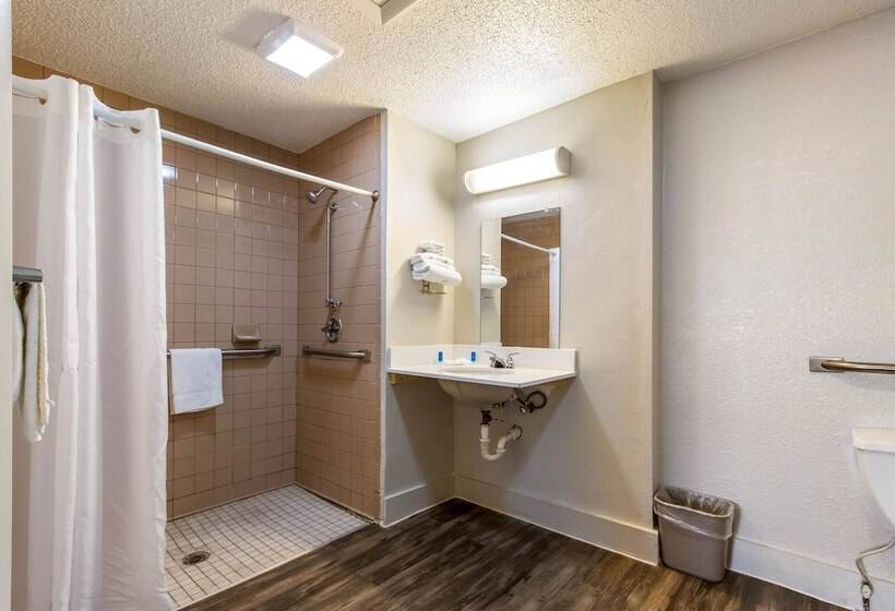 Мотель Rodeway Inn Near Hall Of Fame