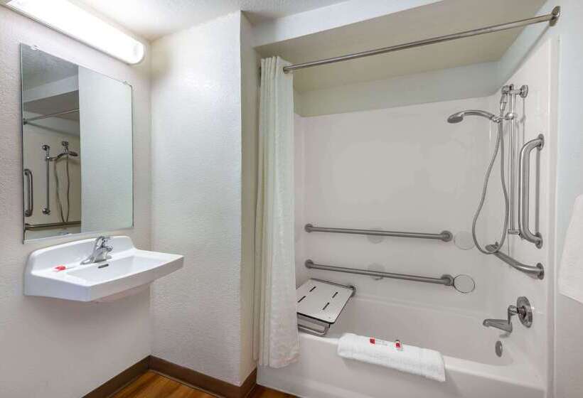 Мотель Travelodge By Wyndham Essington / Philadelphia Airport