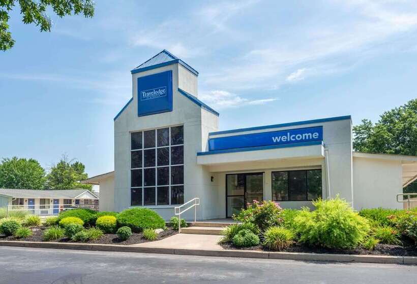 Мотель Travelodge By Wyndham Essington / Philadelphia Airport