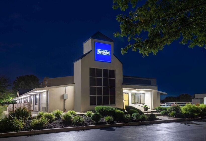 Мотель Travelodge By Wyndham Essington / Philadelphia Airport