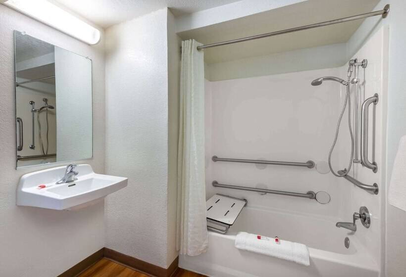 Мотель Travelodge By Wyndham Essington / Philadelphia Airport