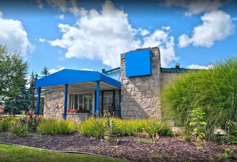 فندق على الطريق Travelodge By Wyndham Lansing