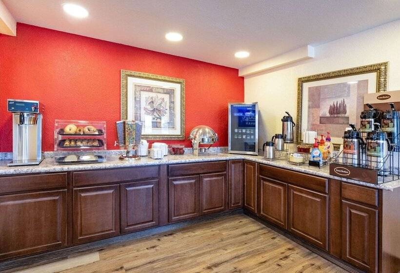 מוטל Travelodge By Wyndham Miles City