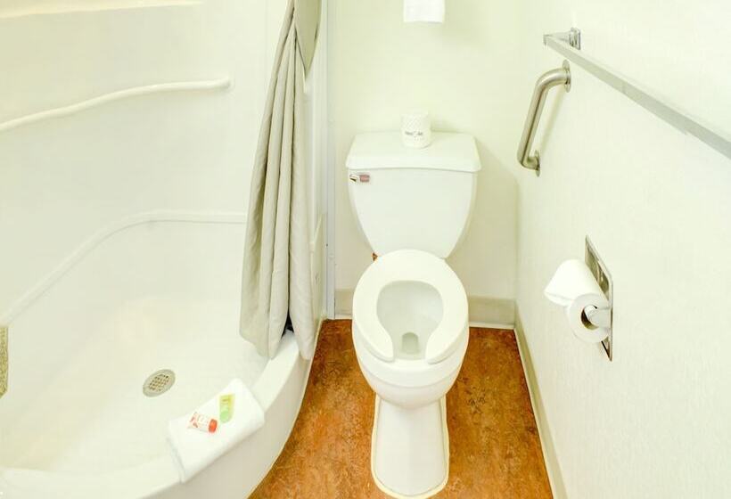 מוטל Travelodge By Wyndham Miles City