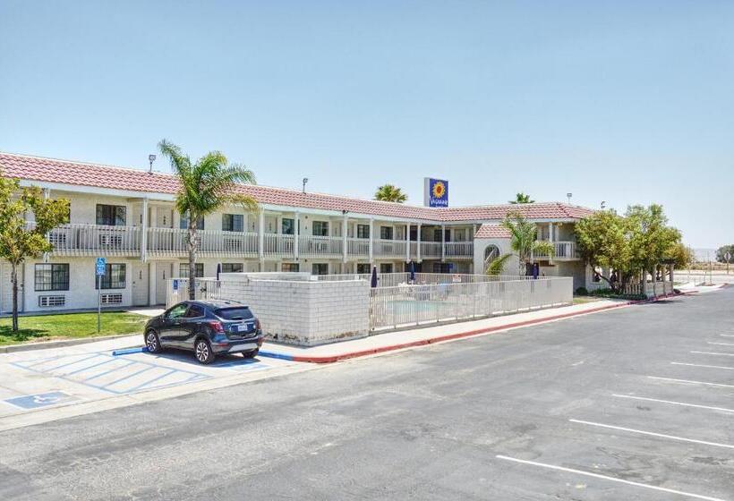 汽车旅馆  Vagabond Inn Buttonwillow North I 5