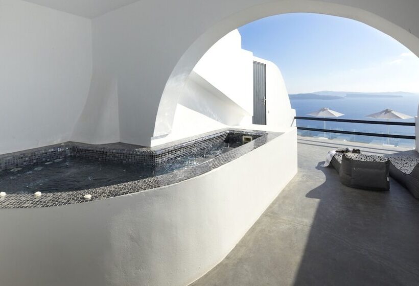 Oia Suites