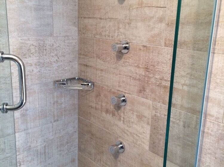 Olux Hotel Motel Suites