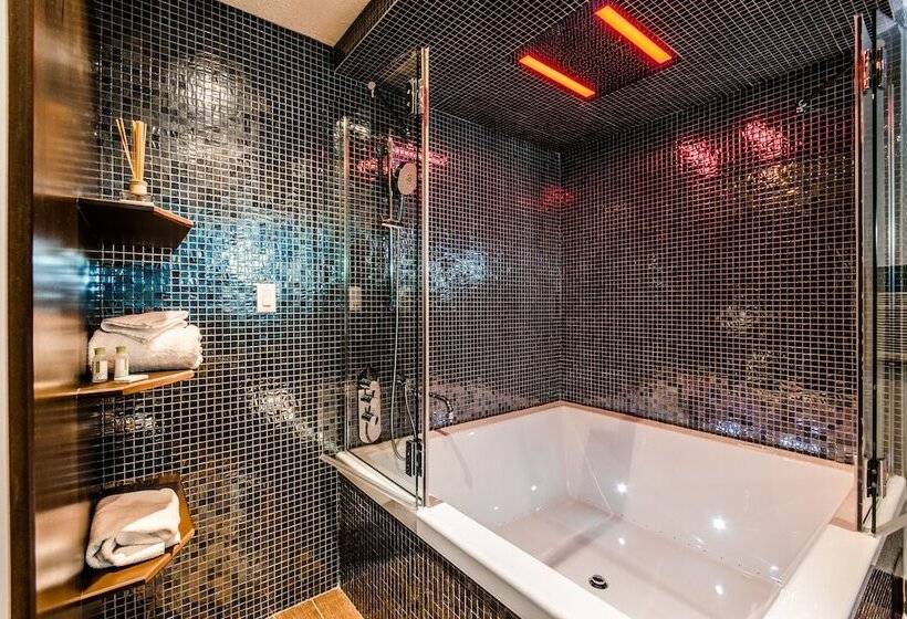 Olux Hotel Motel Suites