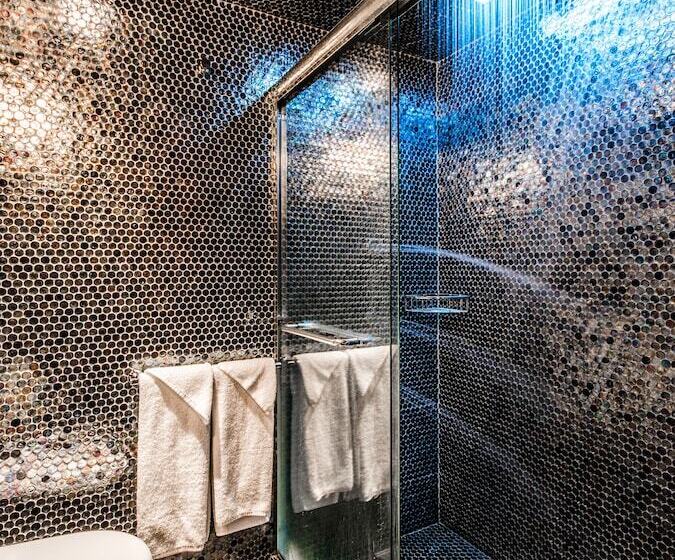 Olux Hotel Motel Suites