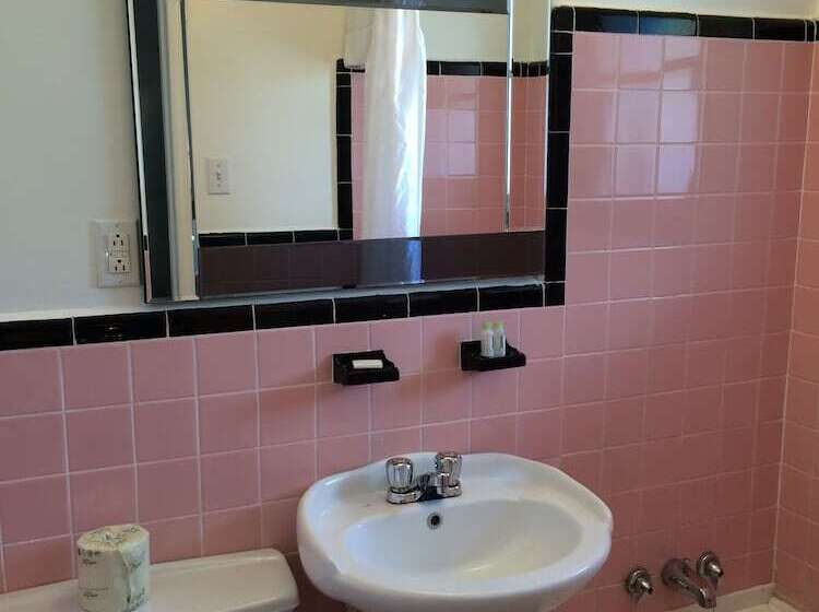 Olux Hotel Motel Suites