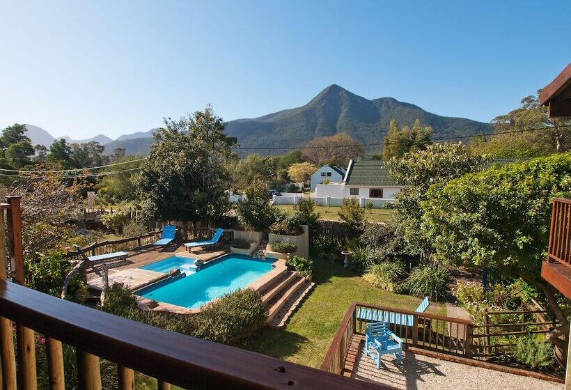 膳宿费 At The Woods Guest House