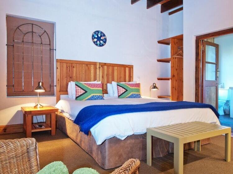 膳宿费 At The Woods Guest House