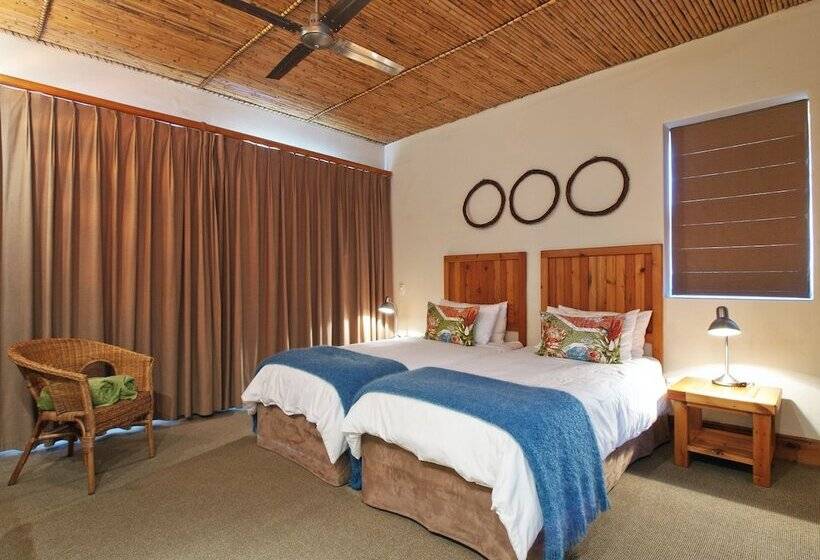 膳宿费 At The Woods Guest House