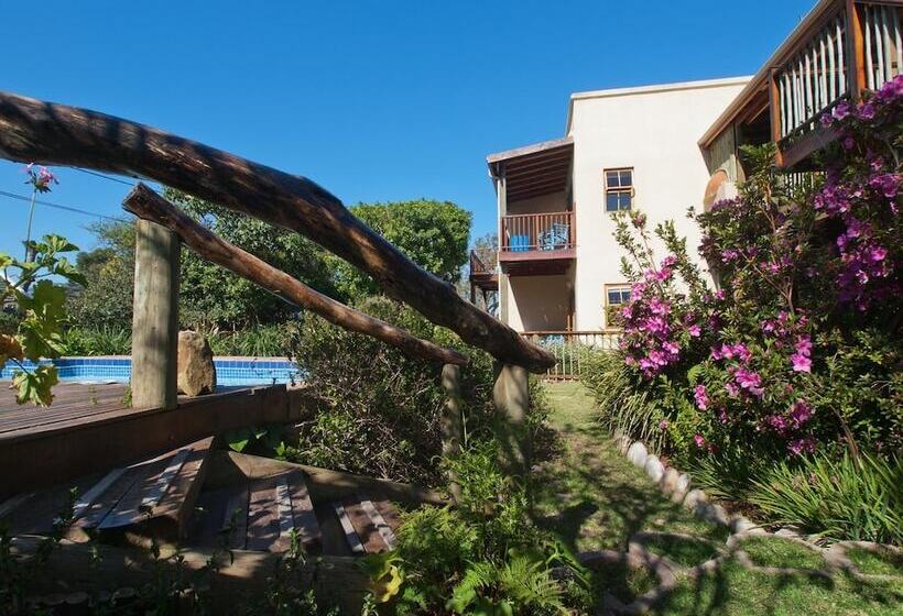 膳宿费 At The Woods Guest House