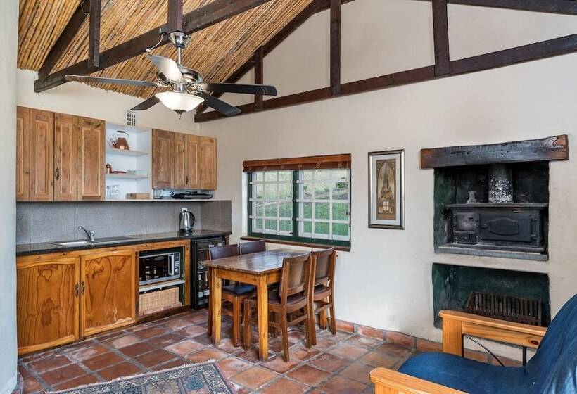 膳宿费 Oude Wellington Estate