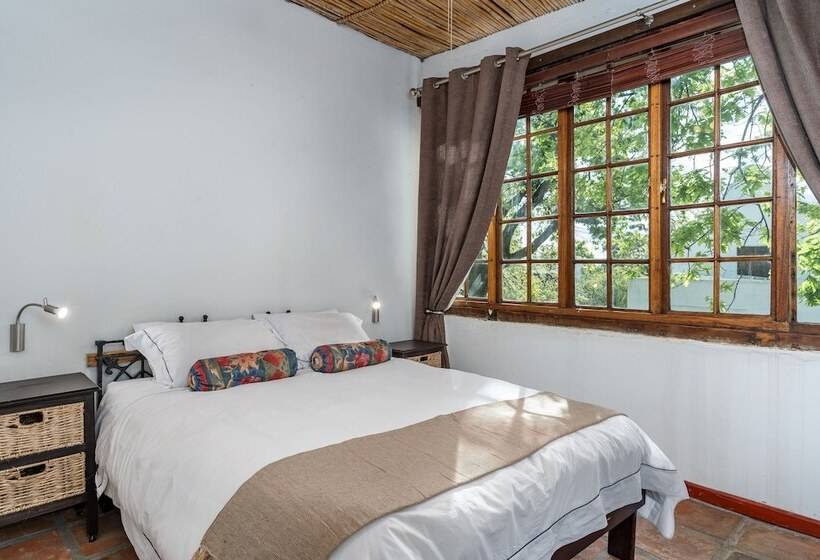 膳宿费 Oude Wellington Estate