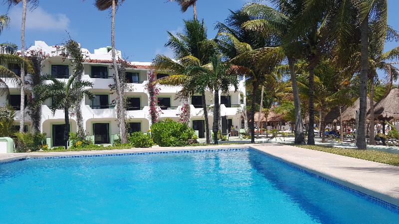 استراحتگاه Club Akumal Caribe