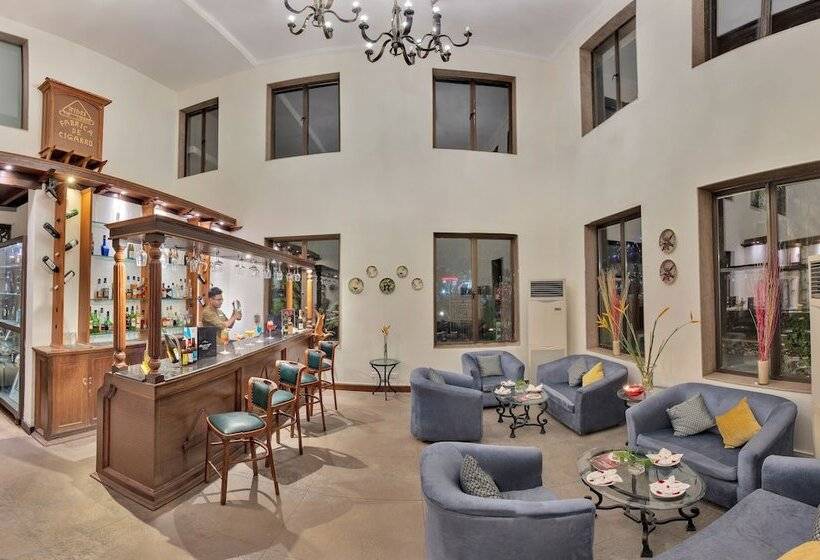 리조트 Club Mahindra Acacia Palms