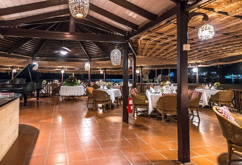 استراحتگاه East Winds St. Lucia All Inclusive