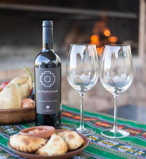 استراحتگاه Grace Cafayate