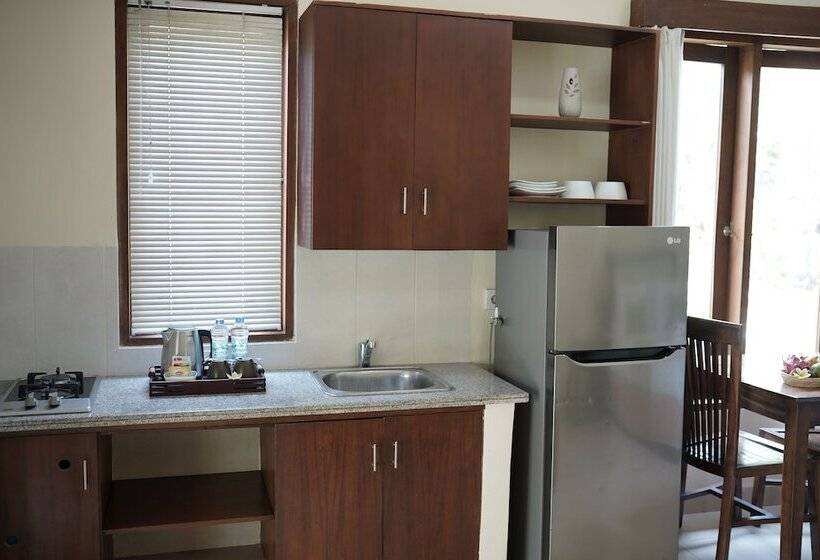 אתר נופש Medewi Bay Retreat