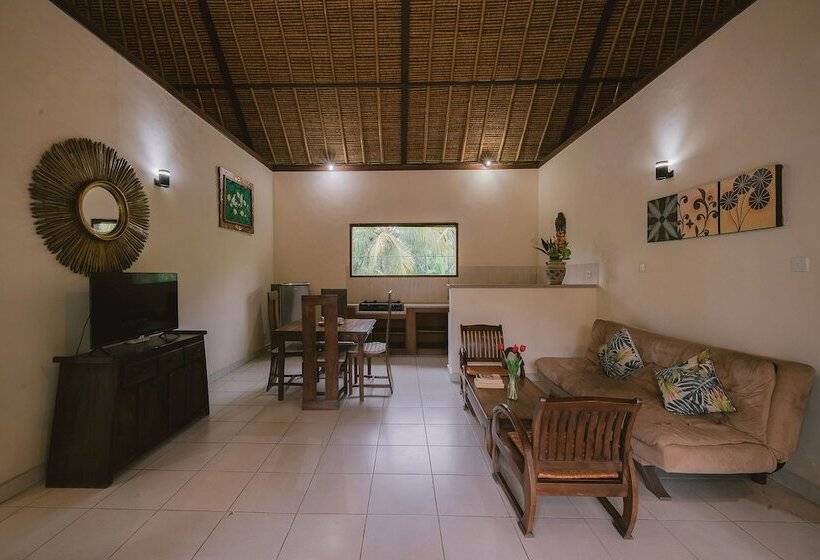 אתר נופש Medewi Bay Retreat