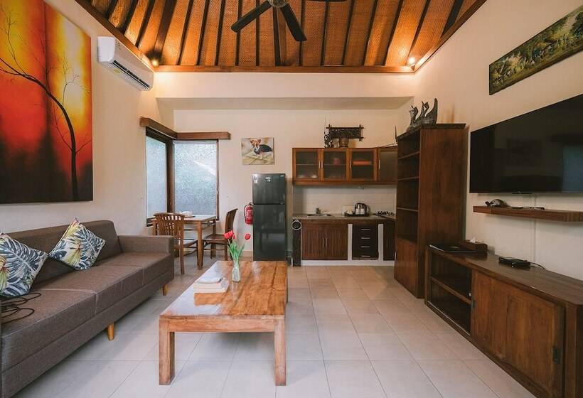 אתר נופש Medewi Bay Retreat