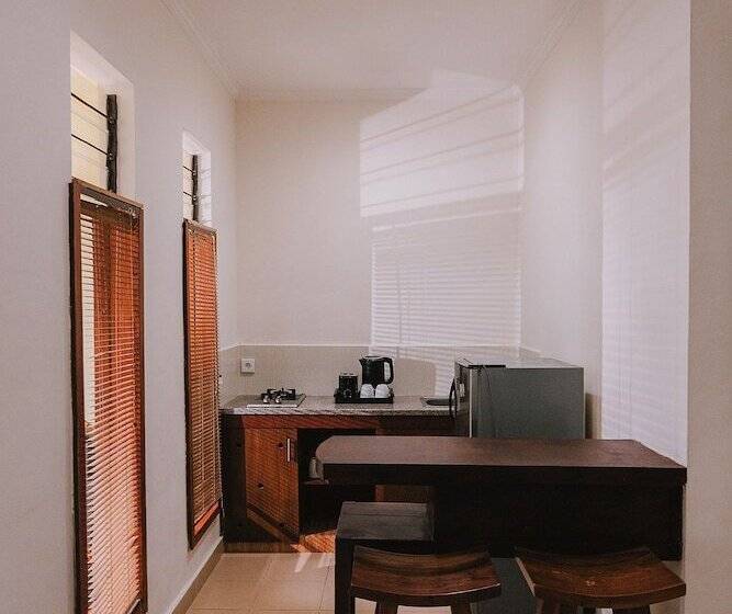 אתר נופש Medewi Bay Retreat