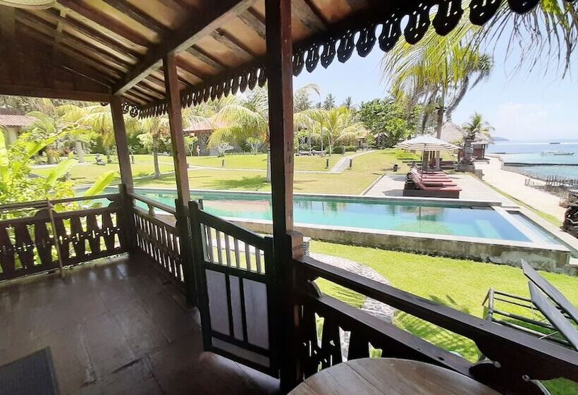 אתר נופש Sea Breeze Candidasa