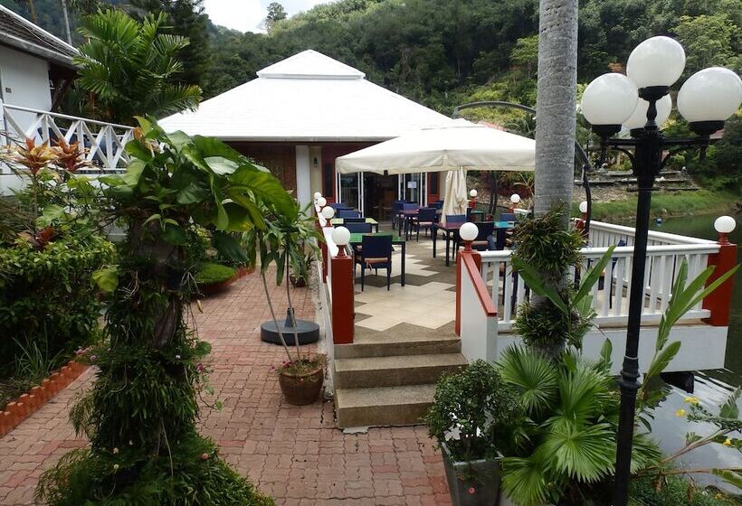 Serenity Lakeside Resort