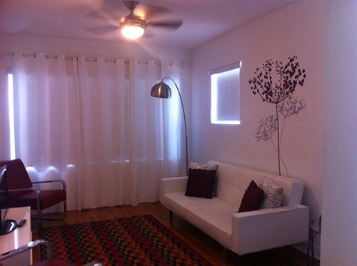 Chic Apartments At Miami Beach