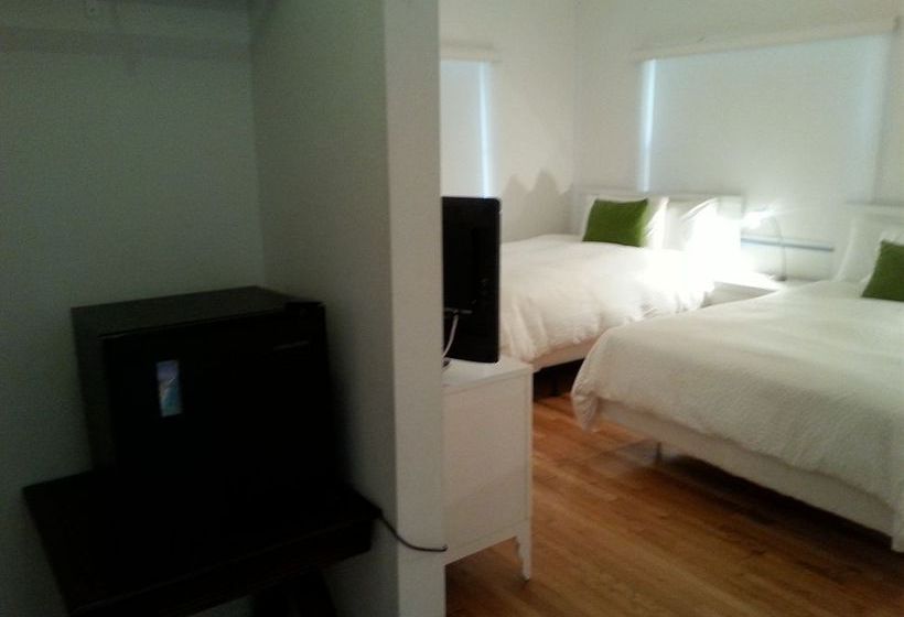 Chic Apartments At Miami Beach