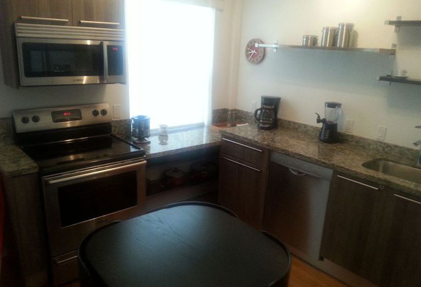 Chic Apartments At Miami Beach