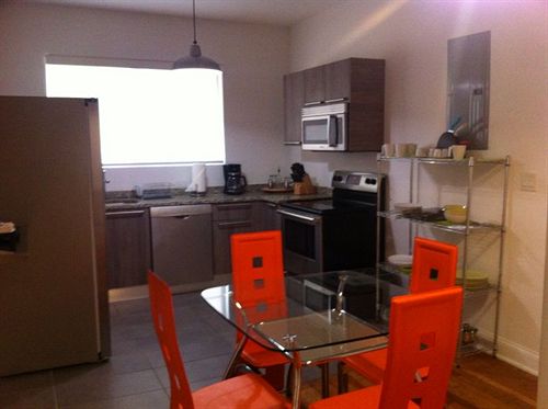 Chic Apartments At Miami Beach