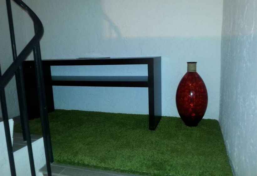 Chic Apartments At Miami Beach